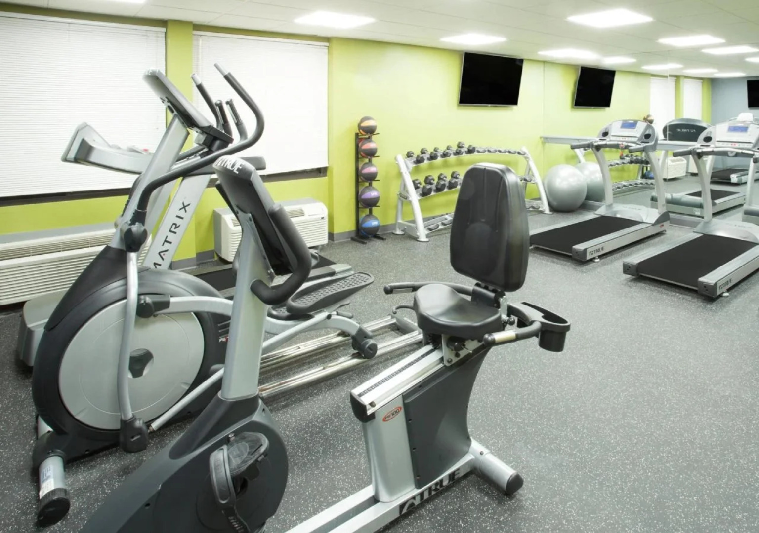 Ramada Plaza by Wyndham Chicago North Shore