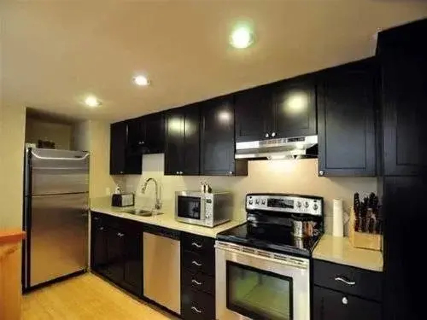 Trailview West Condominiums