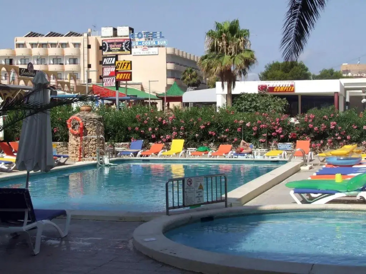 Bahia de San Antonio