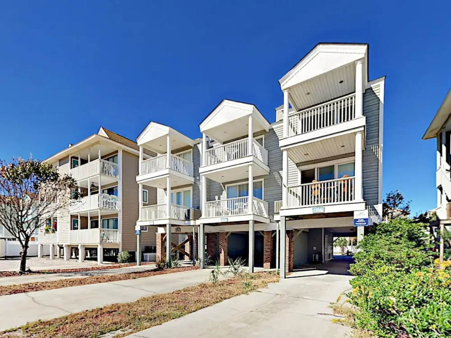 Seaside Townhouse Unit C 4 Bedrooms 3 Bathrooms Townhouse