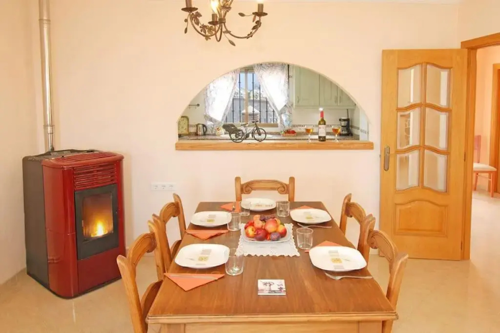 Casa Jose Comares -Beautiful village house- PRIVATE JACUZZI-views-BBQ-aircon-WIFI