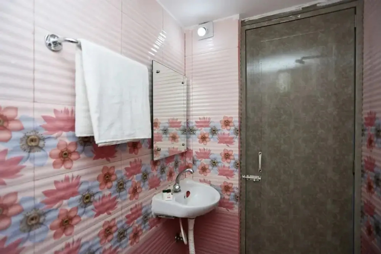 Reem Residency by OYO Rooms