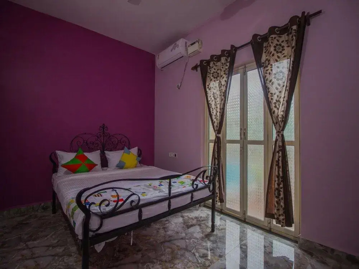 OYO 16976 Home Pool View 3BHK Siolim