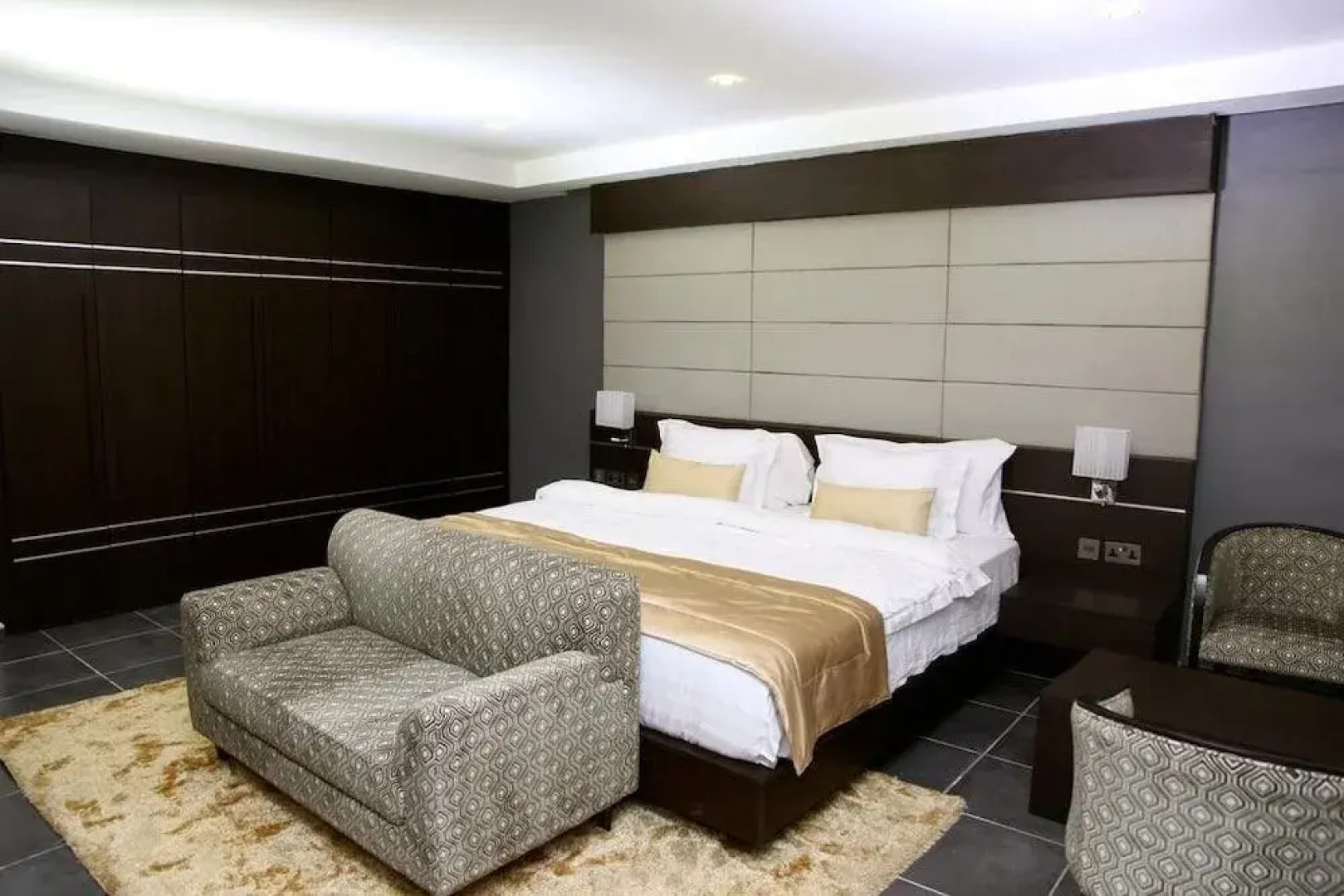 520 Hotels Asdam Lodge