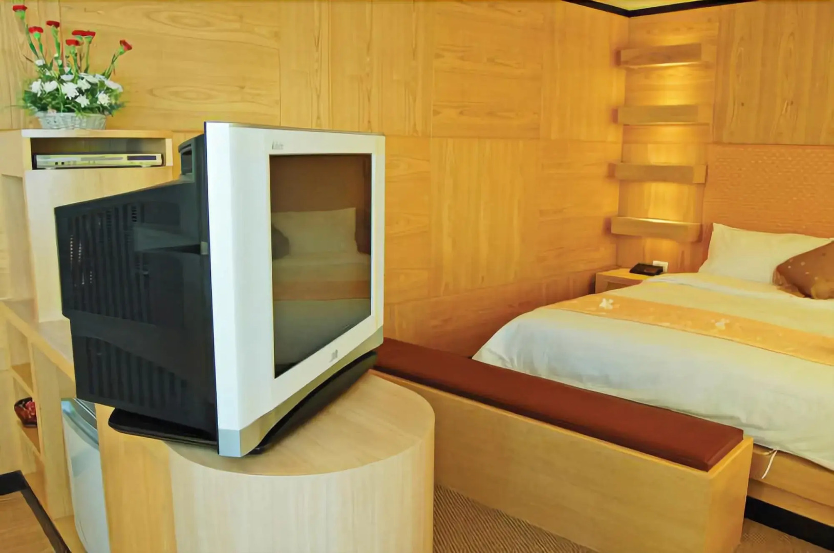 Western Grand Hotel Ratchaburi (SHA Extra Plus)