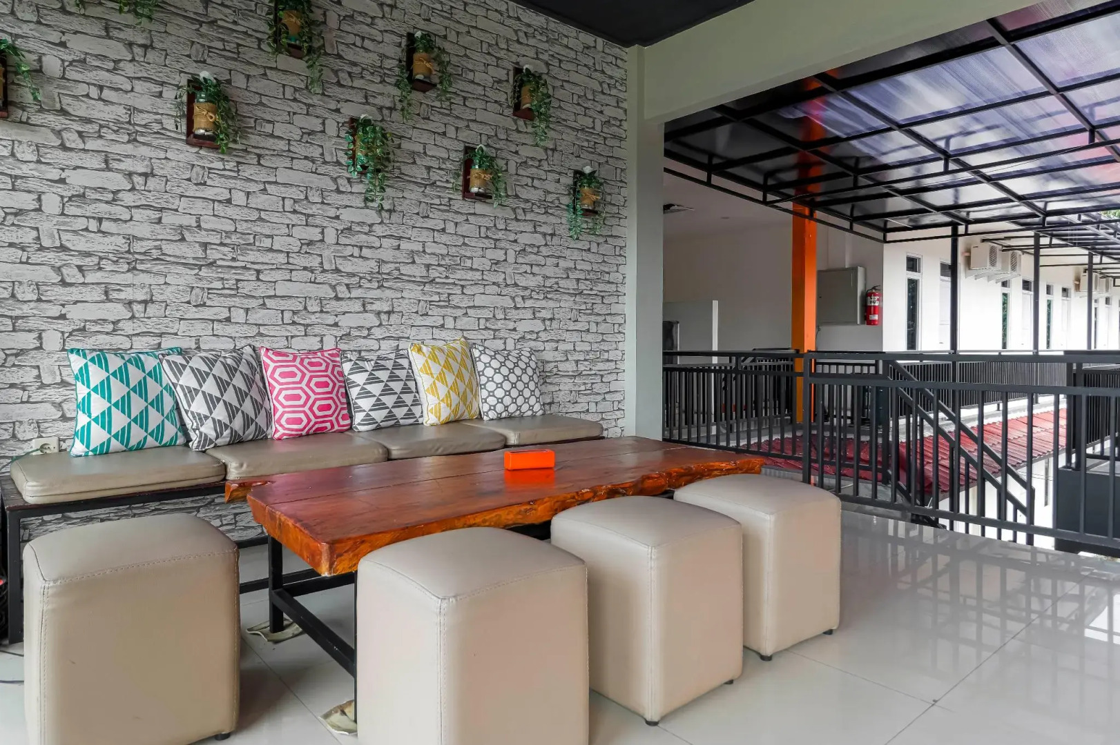 RedDoorz near Exit Toll Bogor