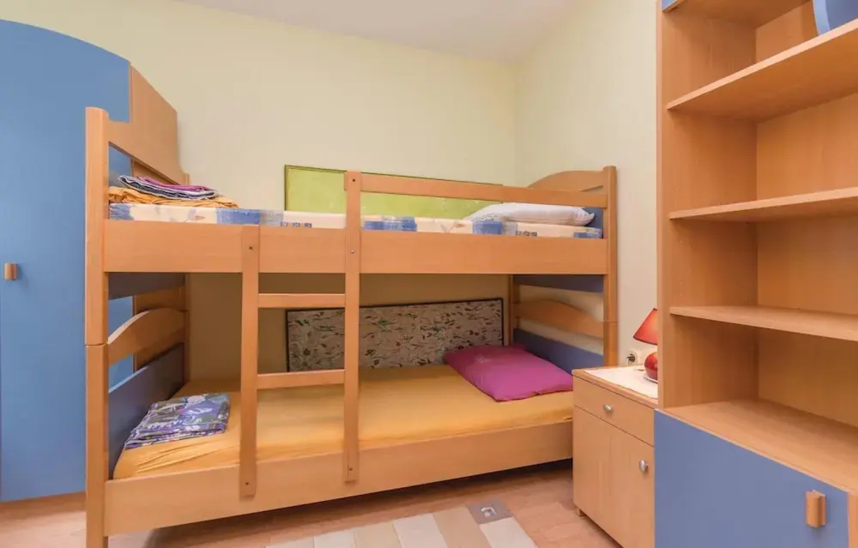 Nice Home in Donji Karin With Wifi and 3 Bedrooms