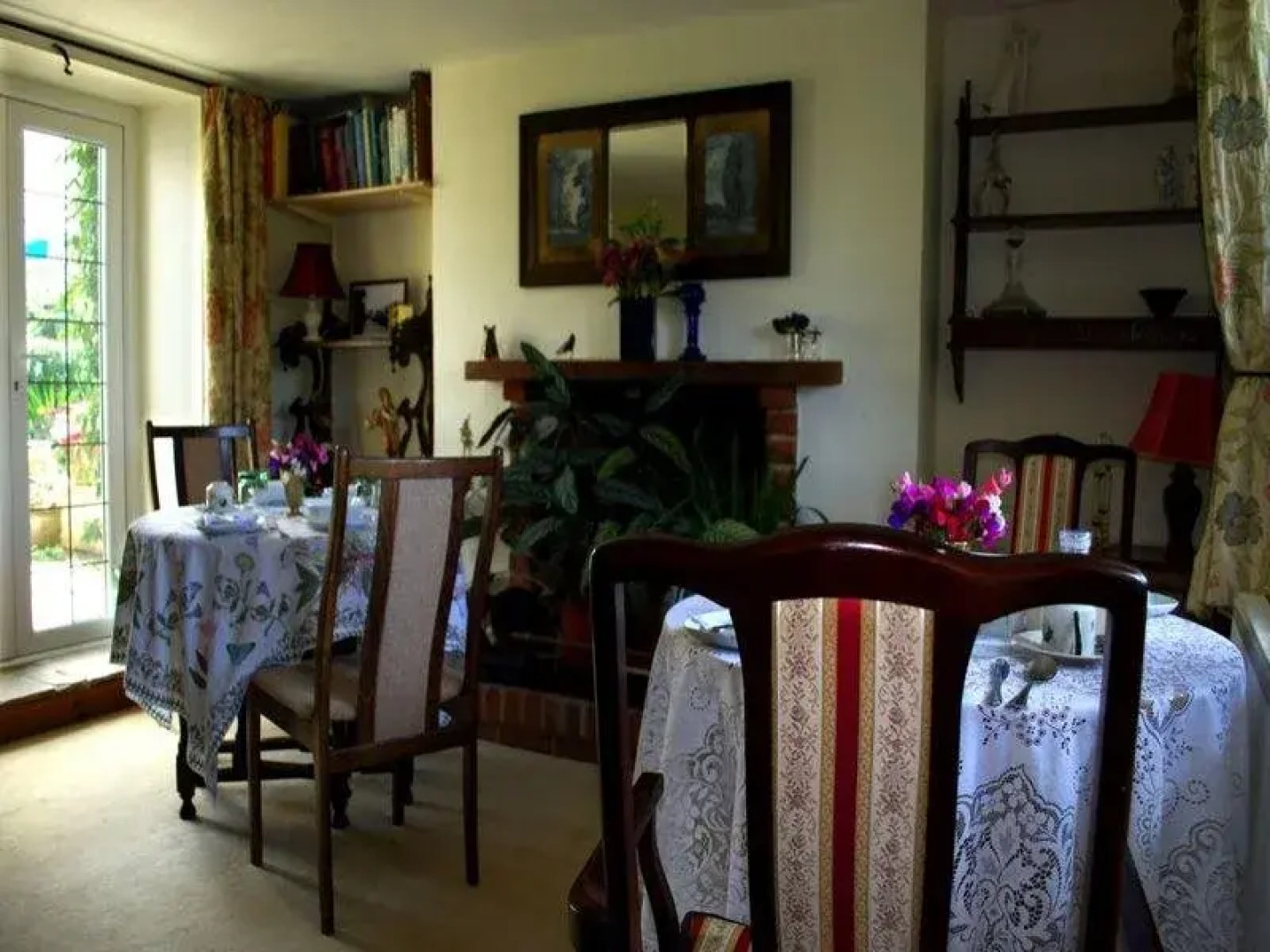 Dove Cottage Bed and Breakfast