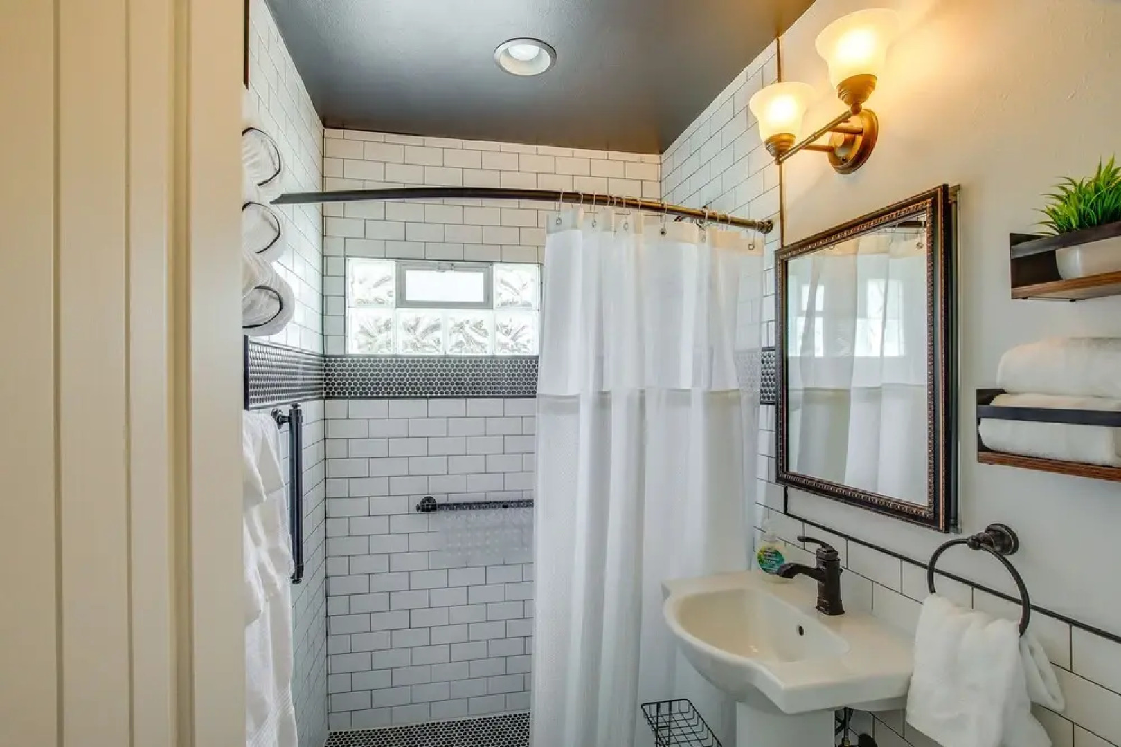 Sturgeon Bay Home ~ 6 Mi to Potawatomi State Park