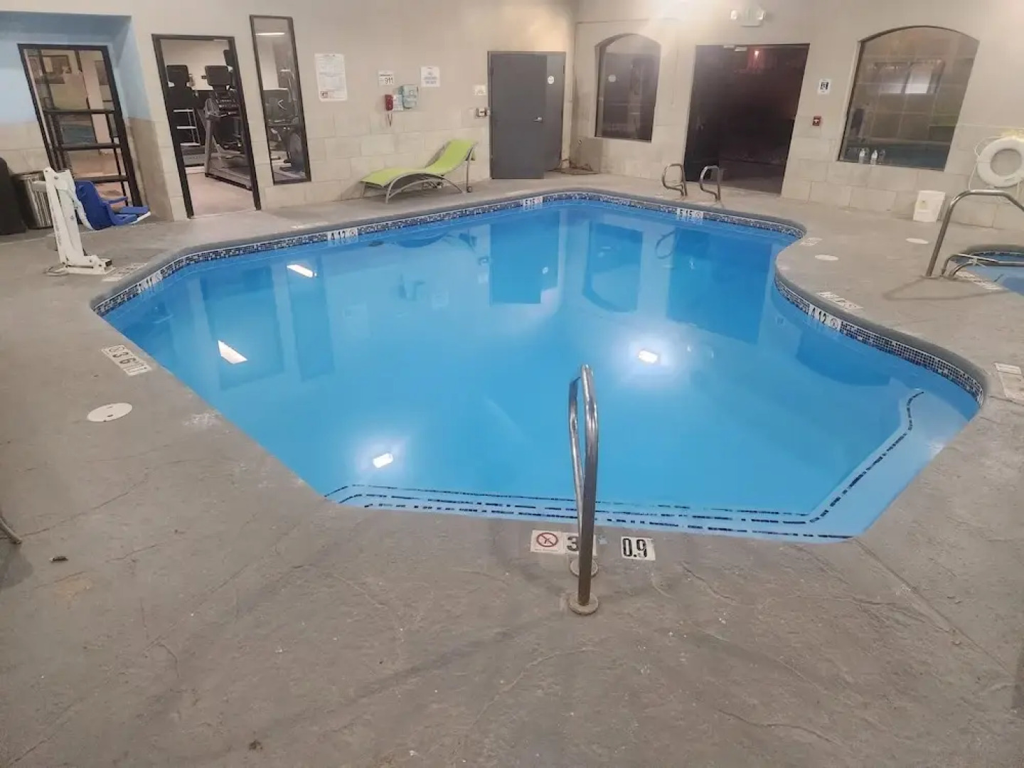 Cash Rewards Inn & Suites