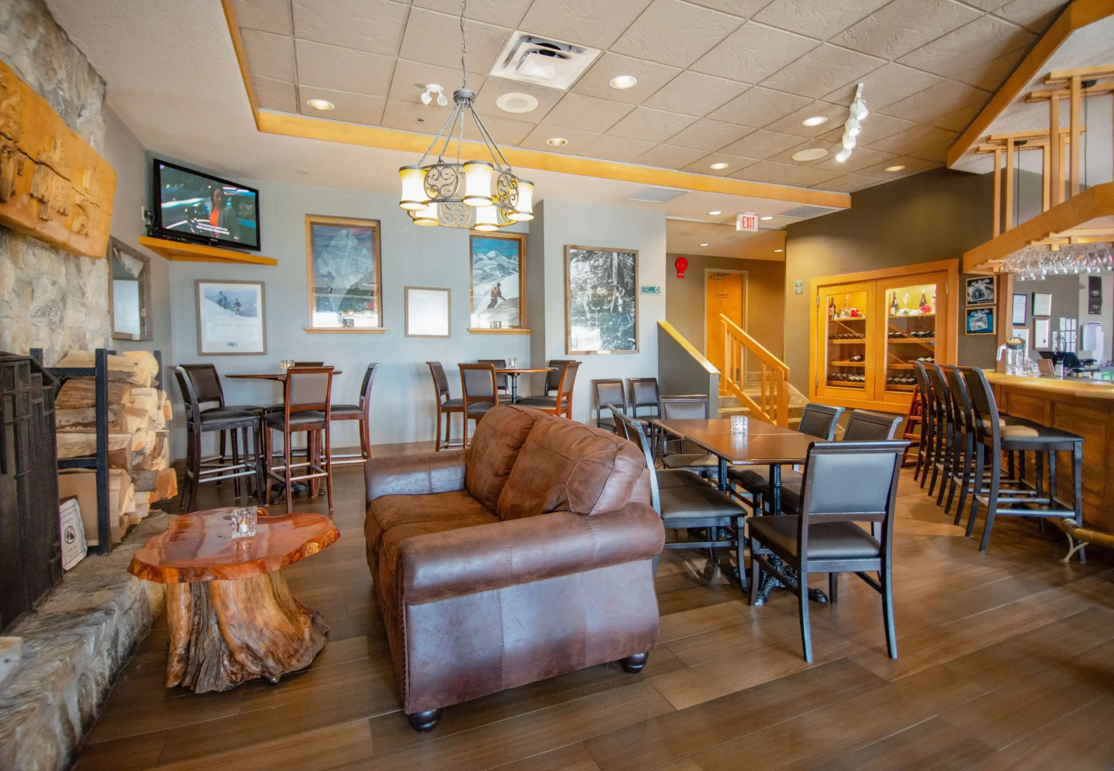 Coast Hillcrest Hotel