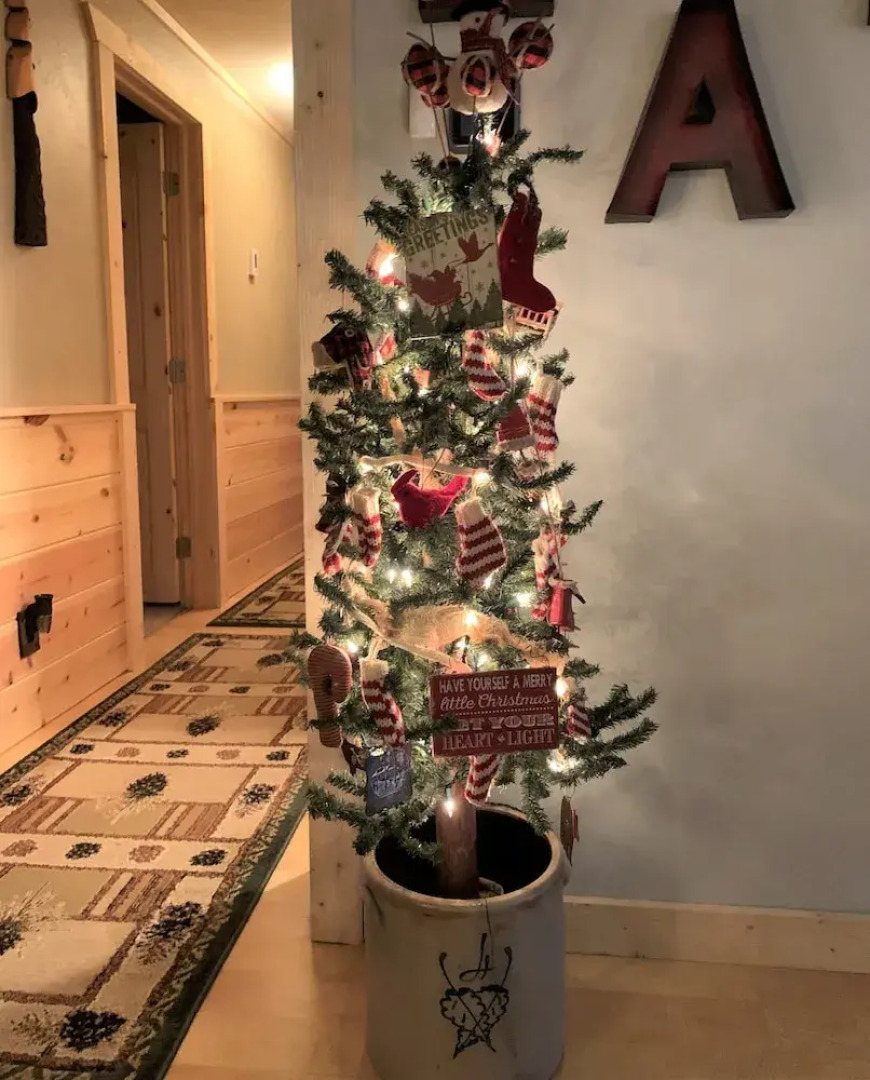 East Bay Hideaway - 4 Br Home