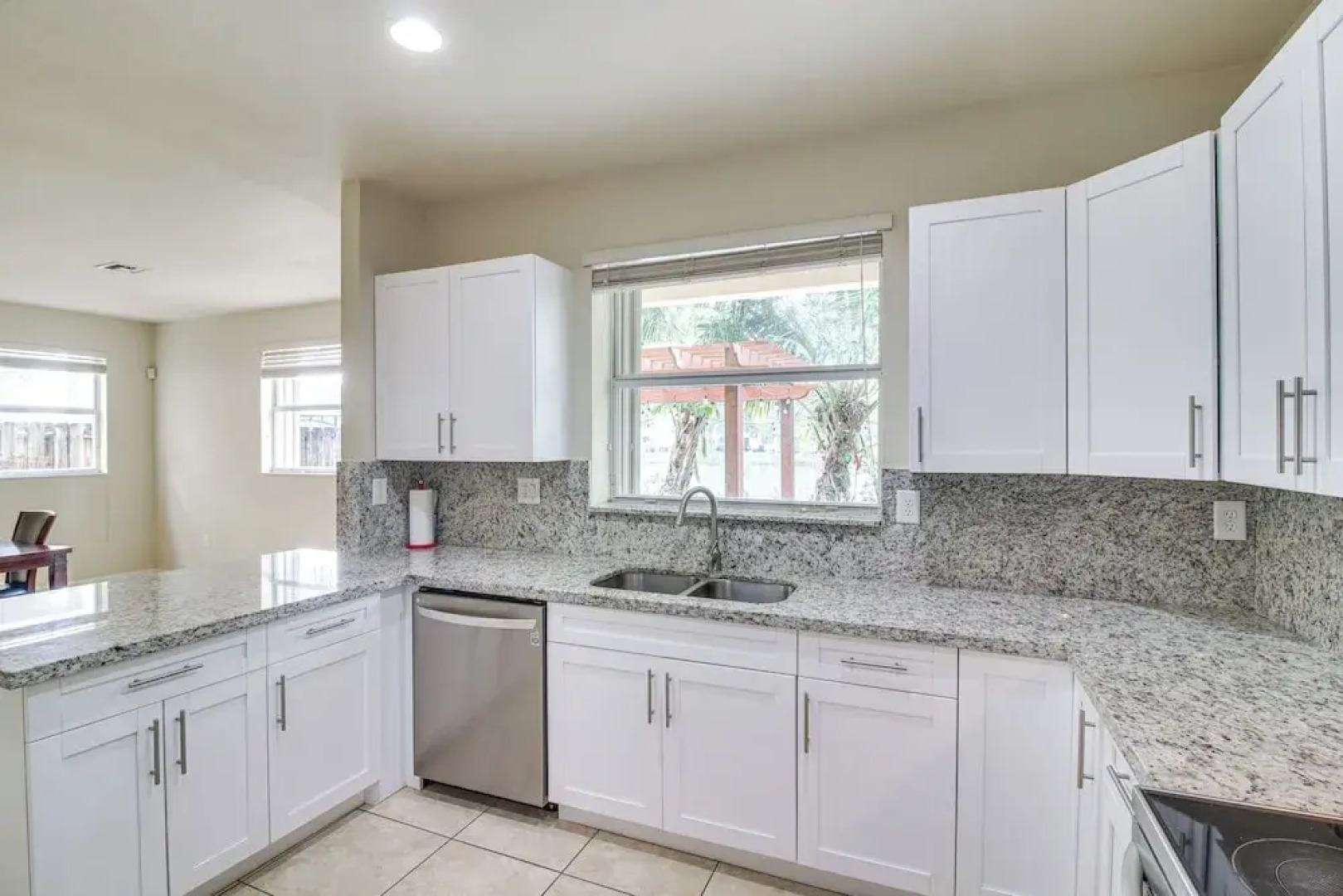 Yard w/ Lake View: Remote Working Hub in Homestead