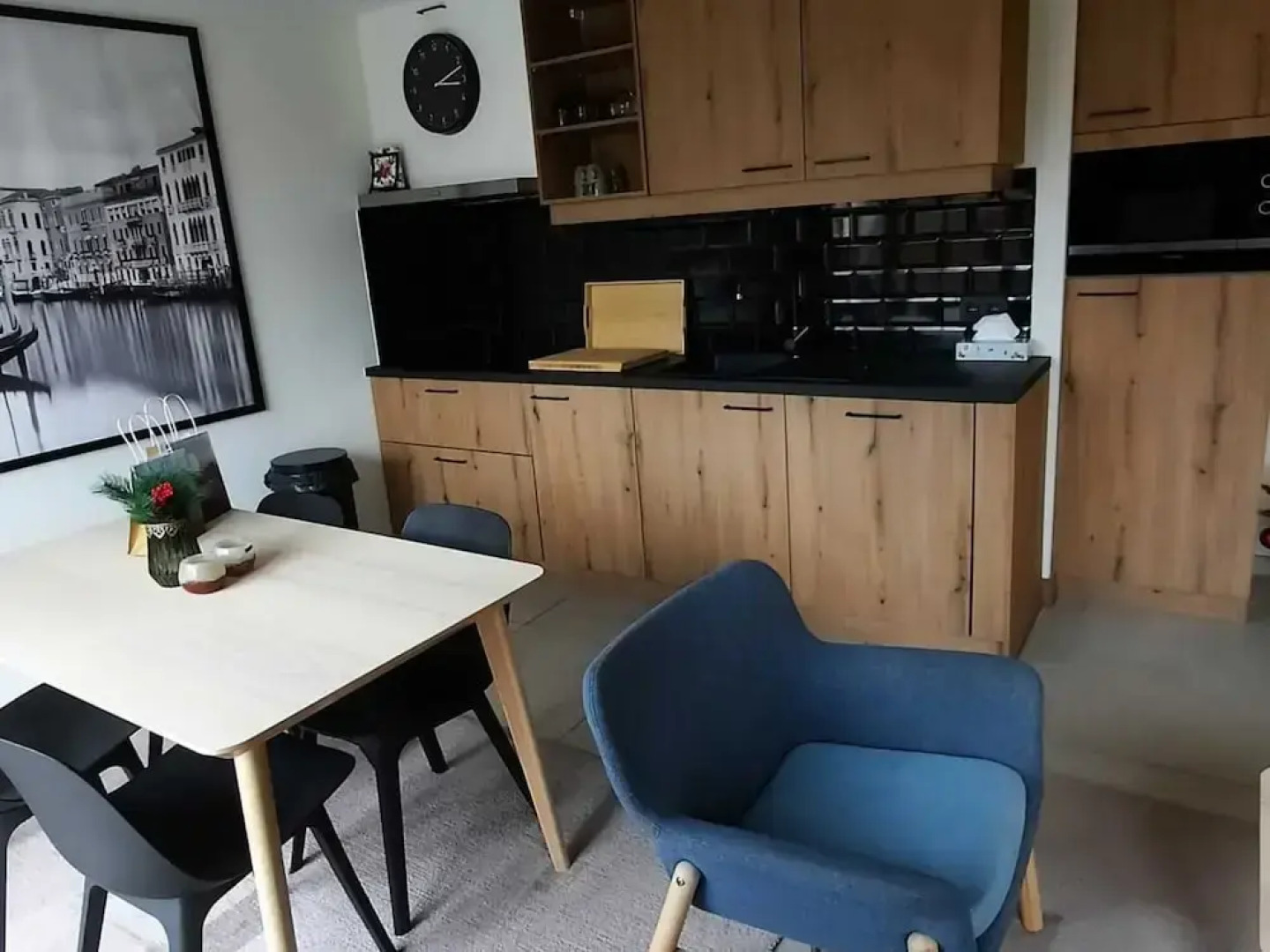 Beautiful Holiday Home in Vlaanderen With Shared Pool