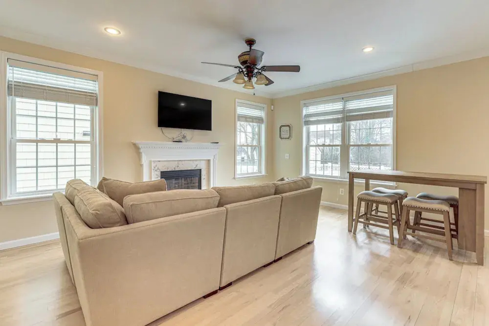 1 Mi to Jenkinson's Boardwalk: Family Gem w/ Grill