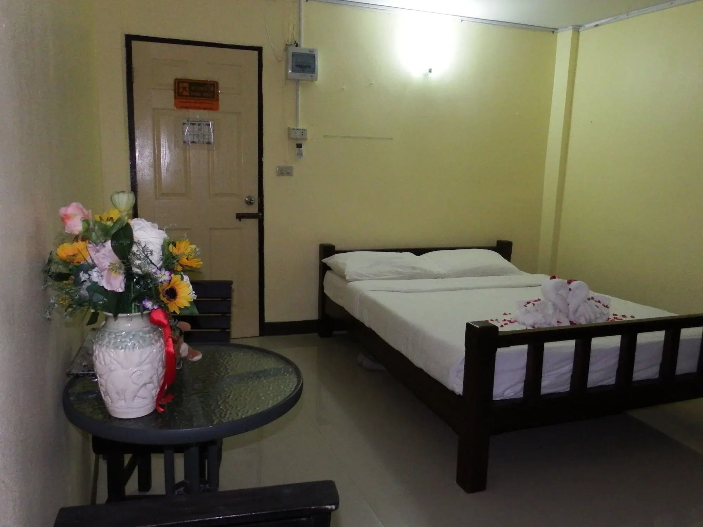 Pon-Pon & Nuan-La-Or