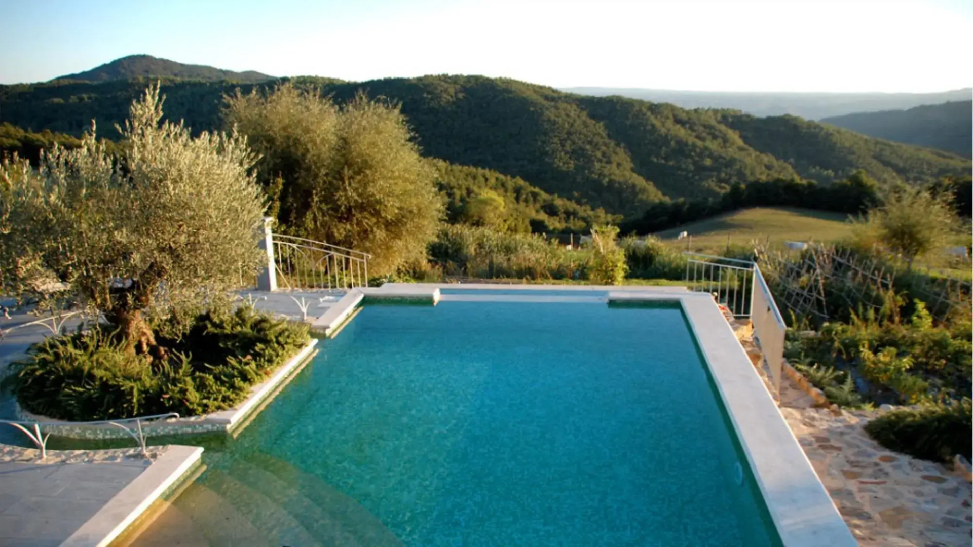 Splendid Villa With big Mediterranean Garden Pool Heated Jacuzzi Fishing Pond-villa Rufeno