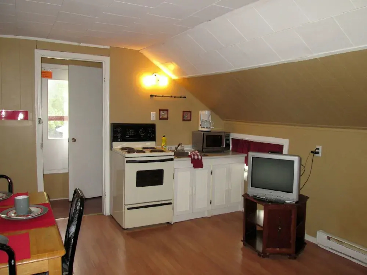 Edgewater Resorts - Edgewater Inn