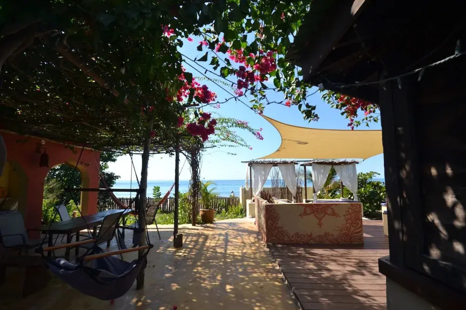 Katamah Beachfront Guesthouse