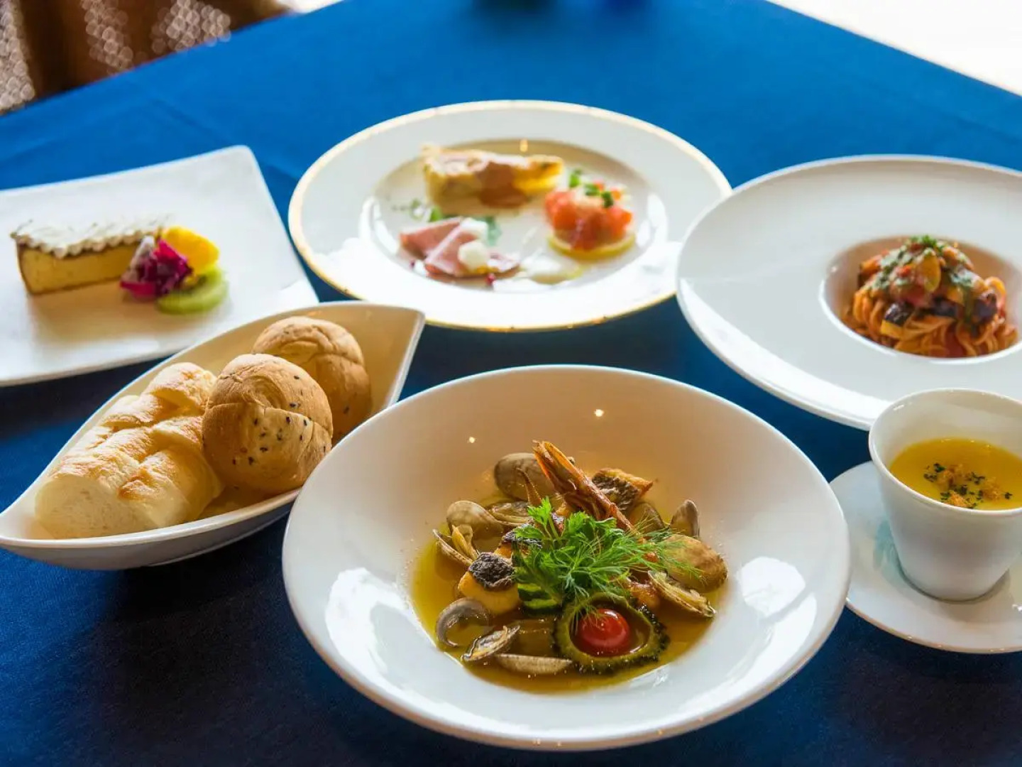 LiVEMAX AMMS CanNa Resort Villa