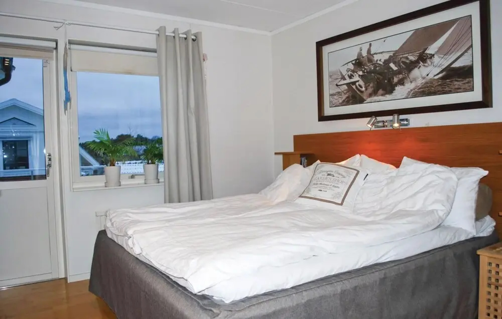 Beautiful Home in Västra Frölunda With 3 Bedrooms and Wifi