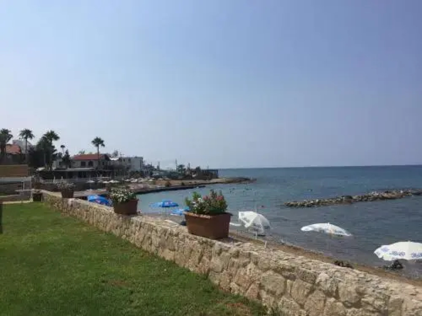 White Suit Apartment