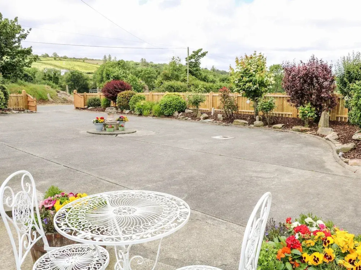 Whispering Willows - The Bungalow