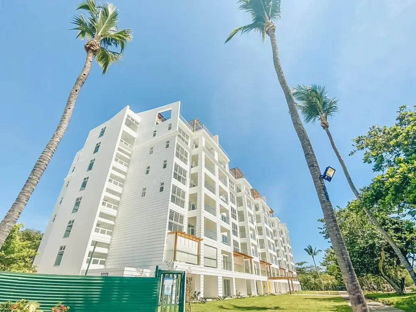 A few Steps to the Beach Enjoy This Joyful apt at Playa Dorada W Breakfast Included
