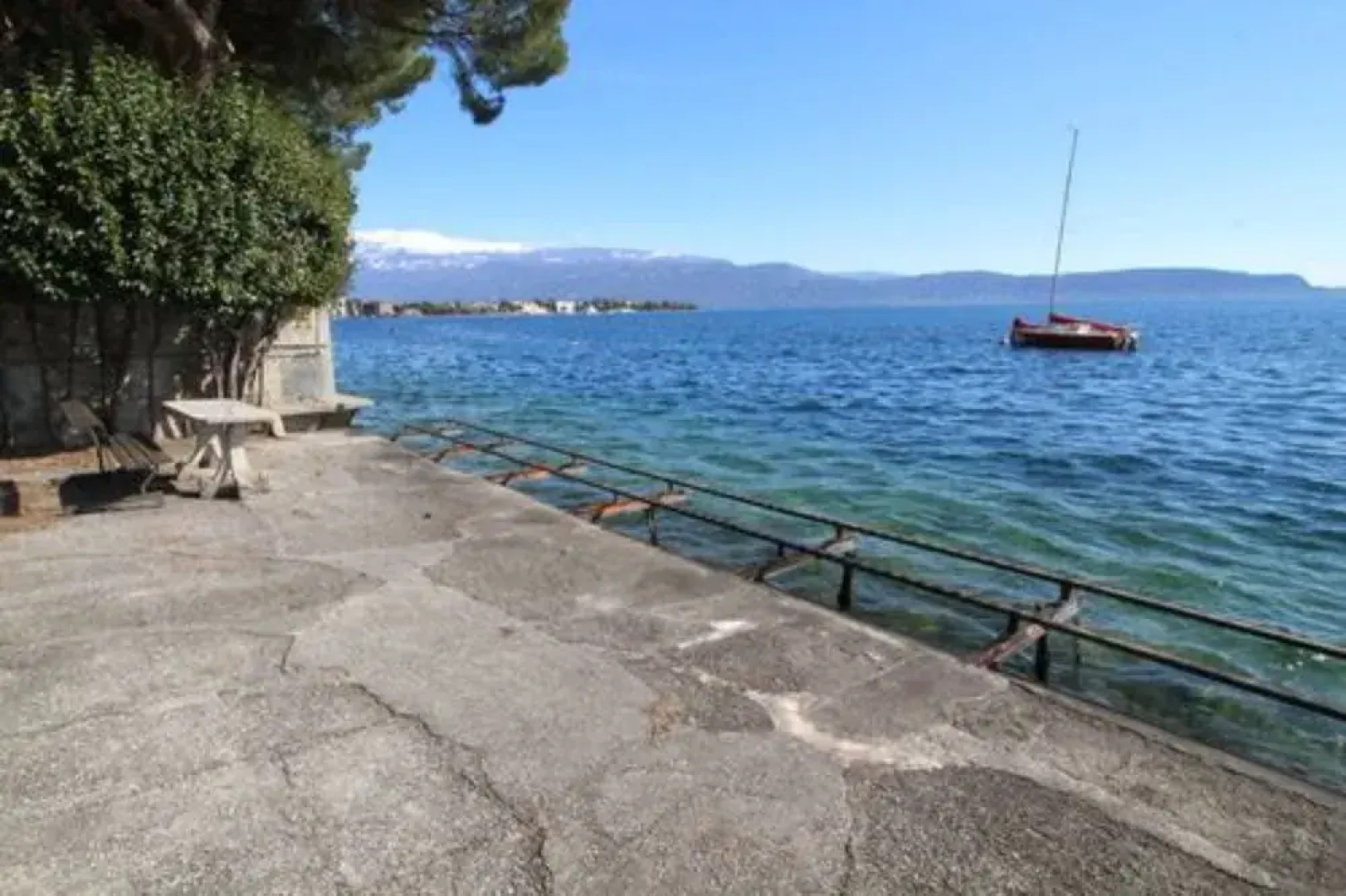 Appartamento Fronte Lago