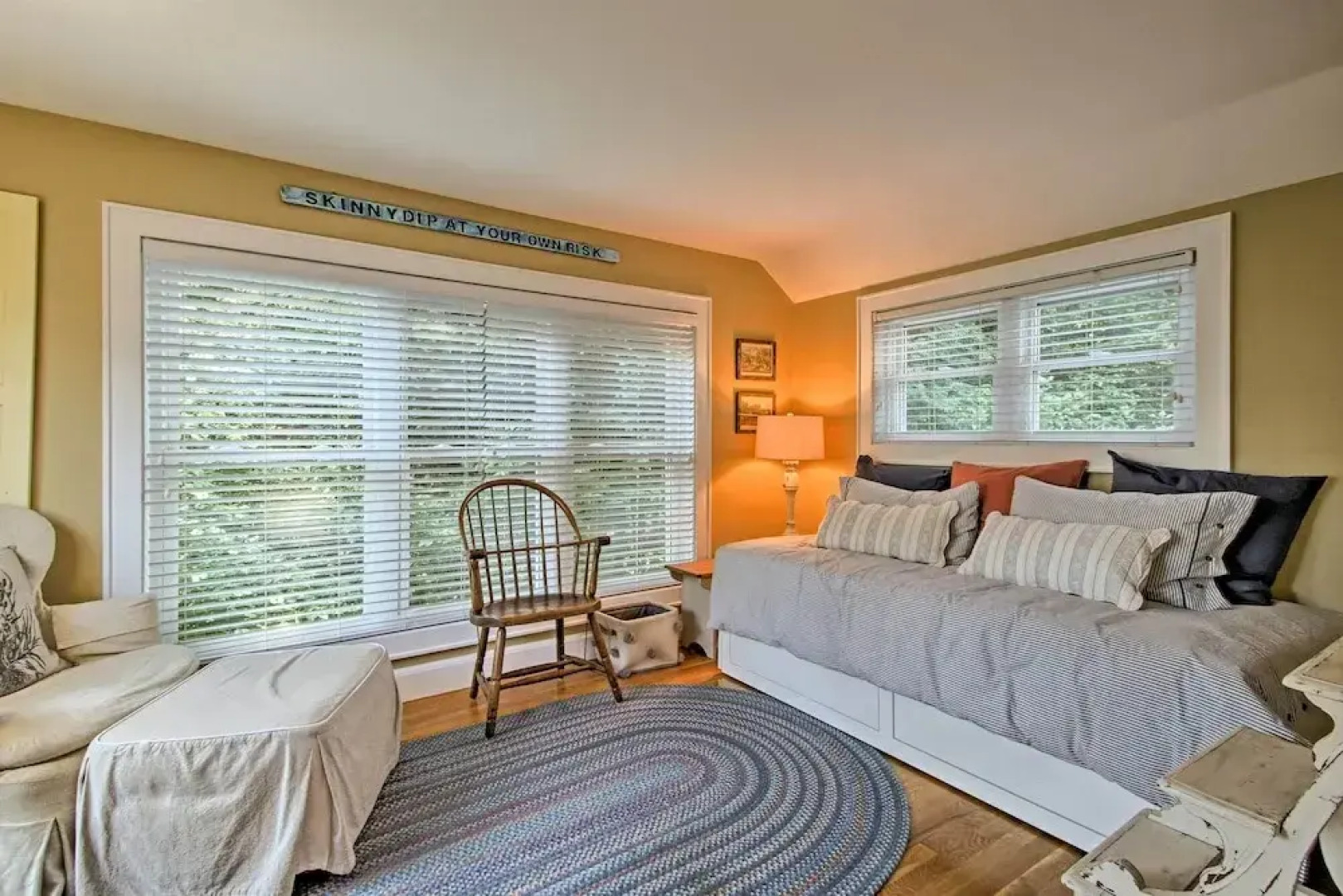 1/2 Mi to Beach: Lovely Guesthouse in Kennebunk!