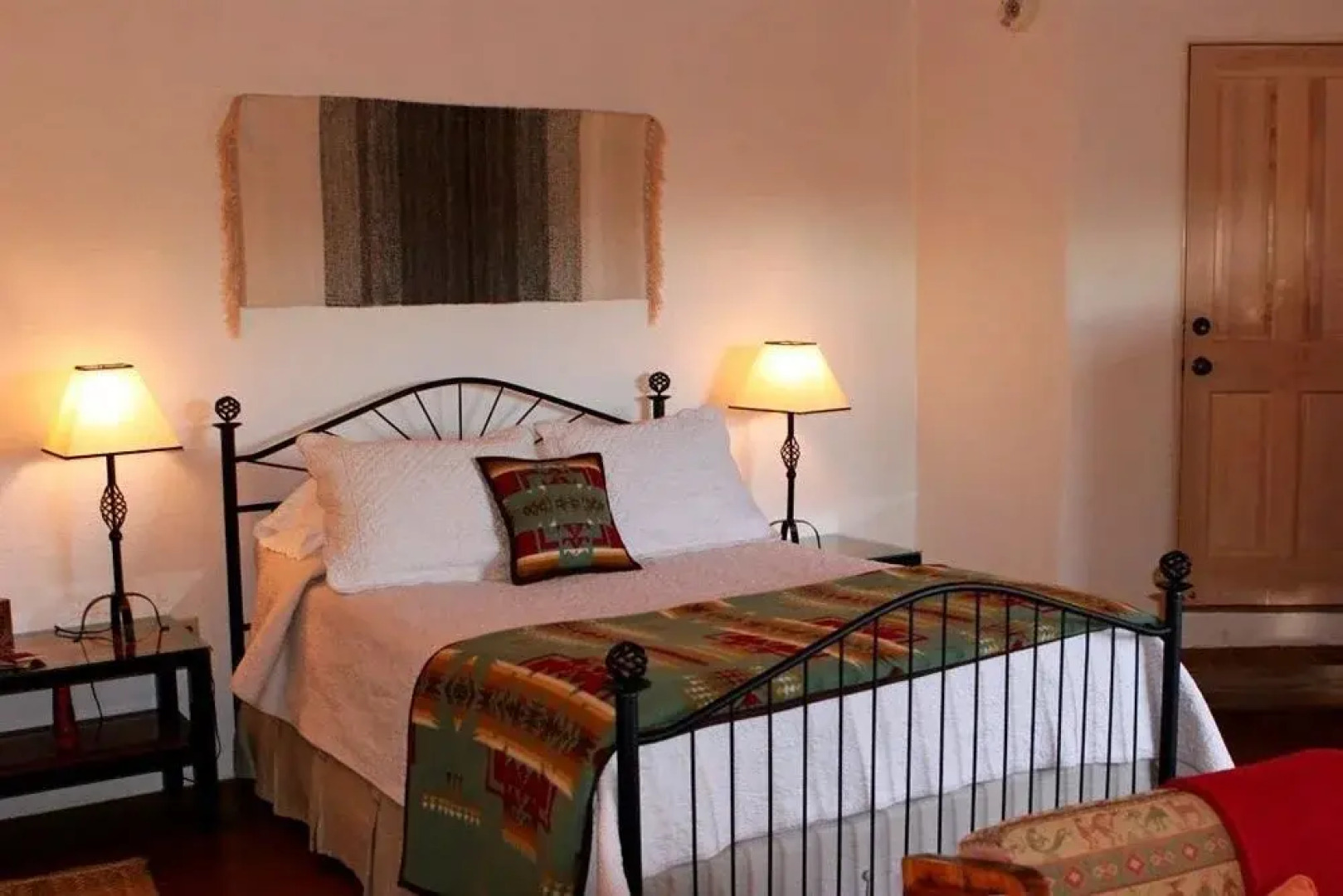 Cottonwood Inn Bed & Breakfast