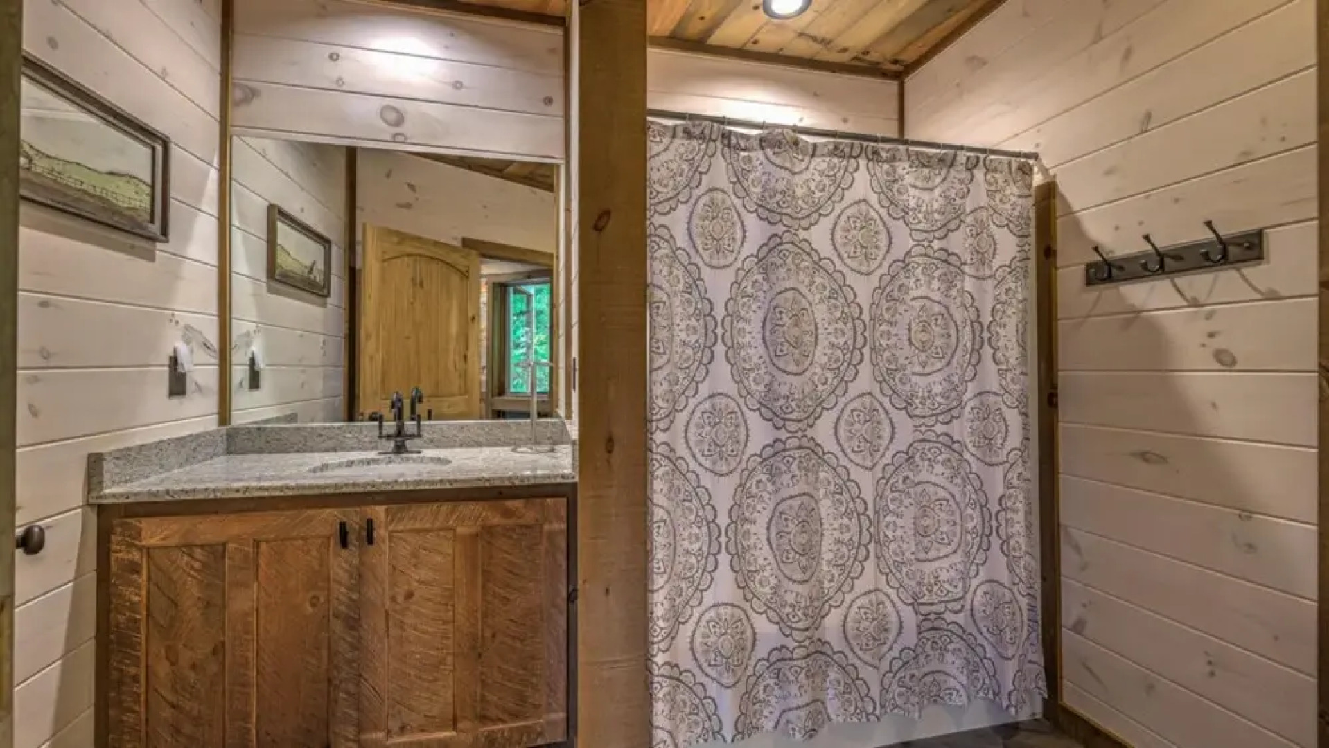 Aska Round by Escape to Blue Ridge