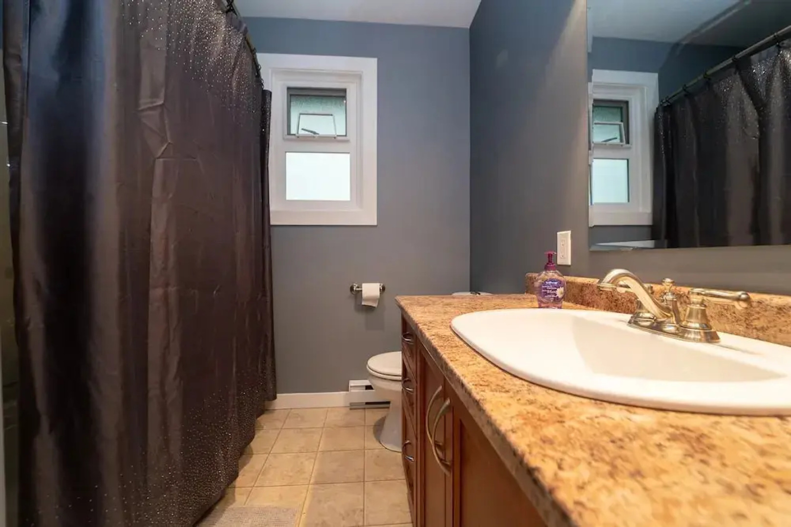 Serene Escape Family Home on Triangle Mountain