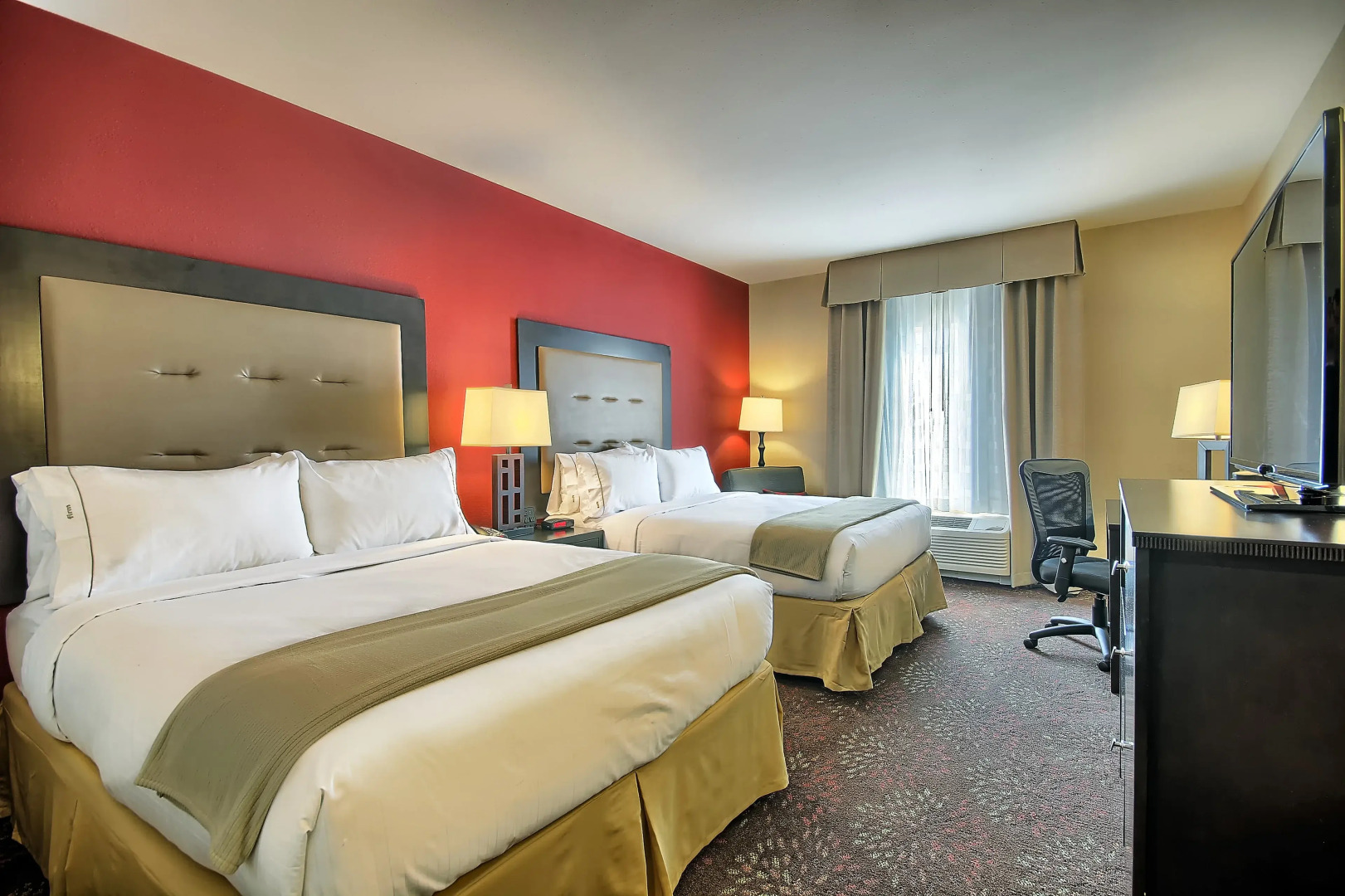 Holiday Inn Express & Suites New Martinsville by IHG