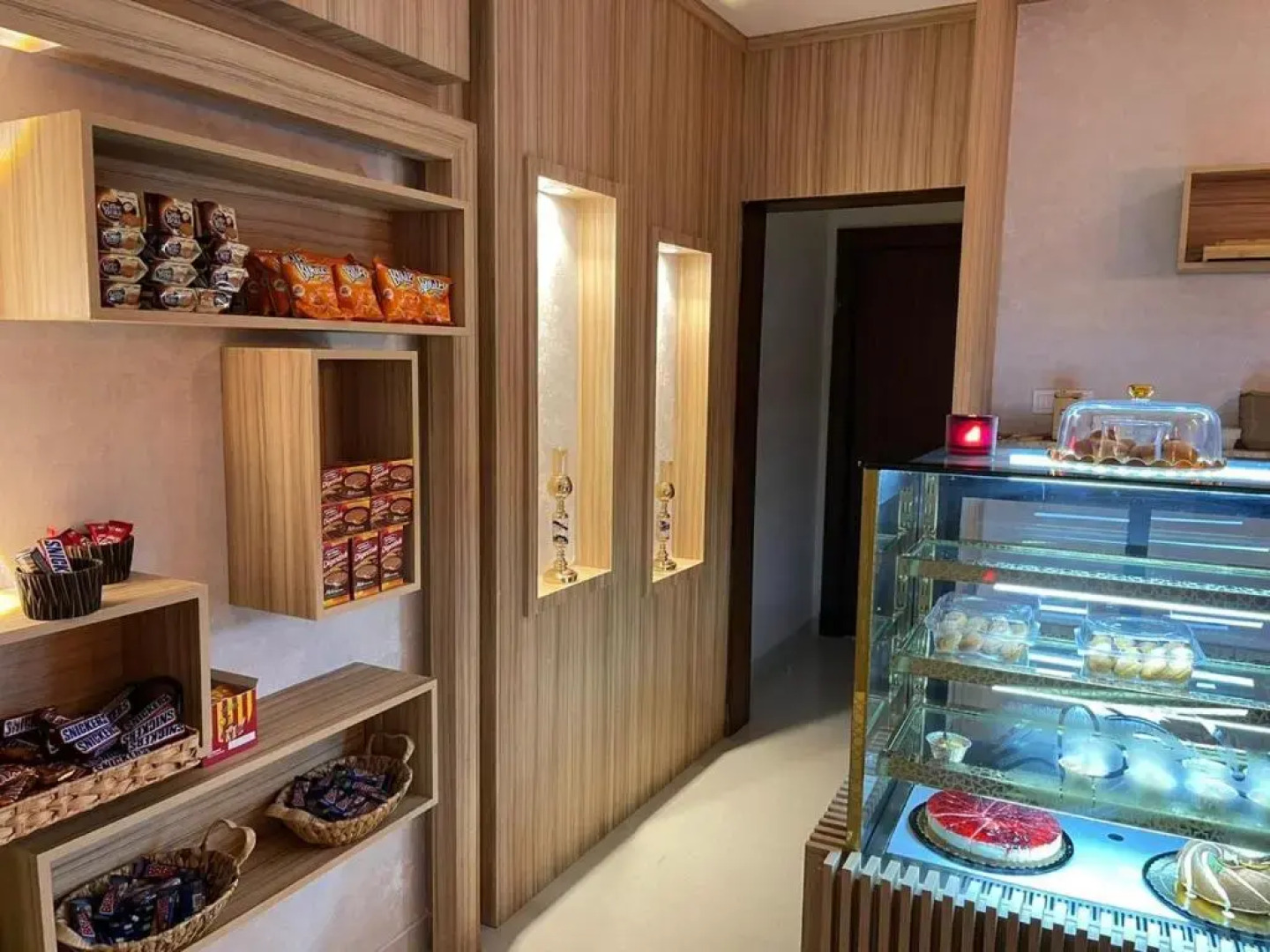 World of Violet فيوليت