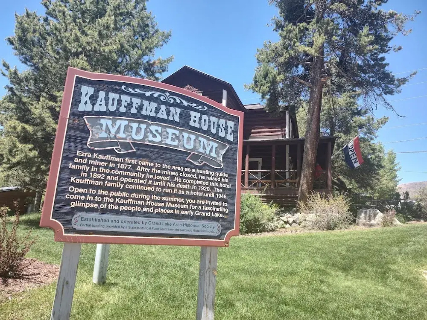 Western Riviera Lakeside Lodging