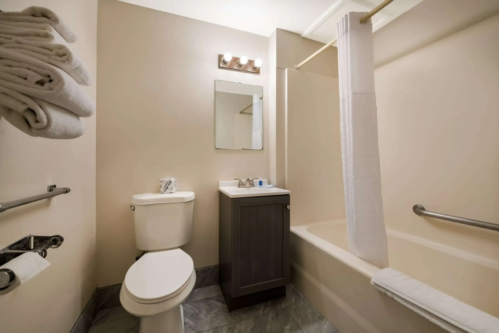 Rodeway Inn La Crosse