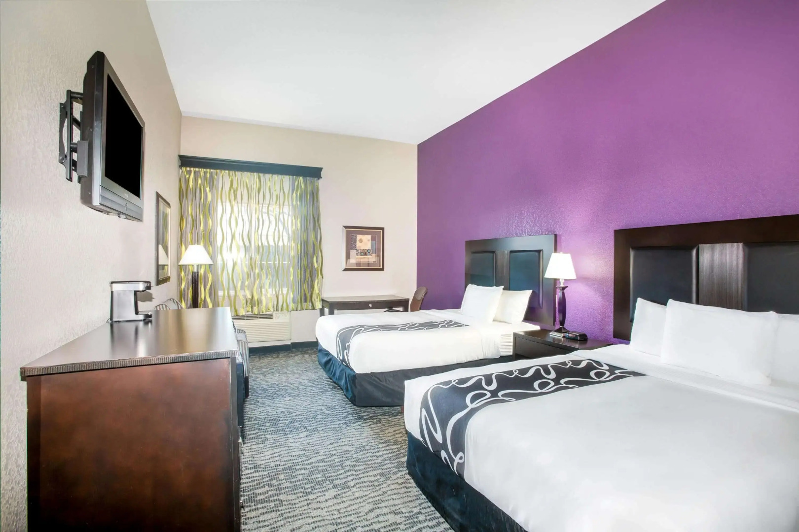 La Quinta Inn & Suites by Wyndham Kyle - Austin South