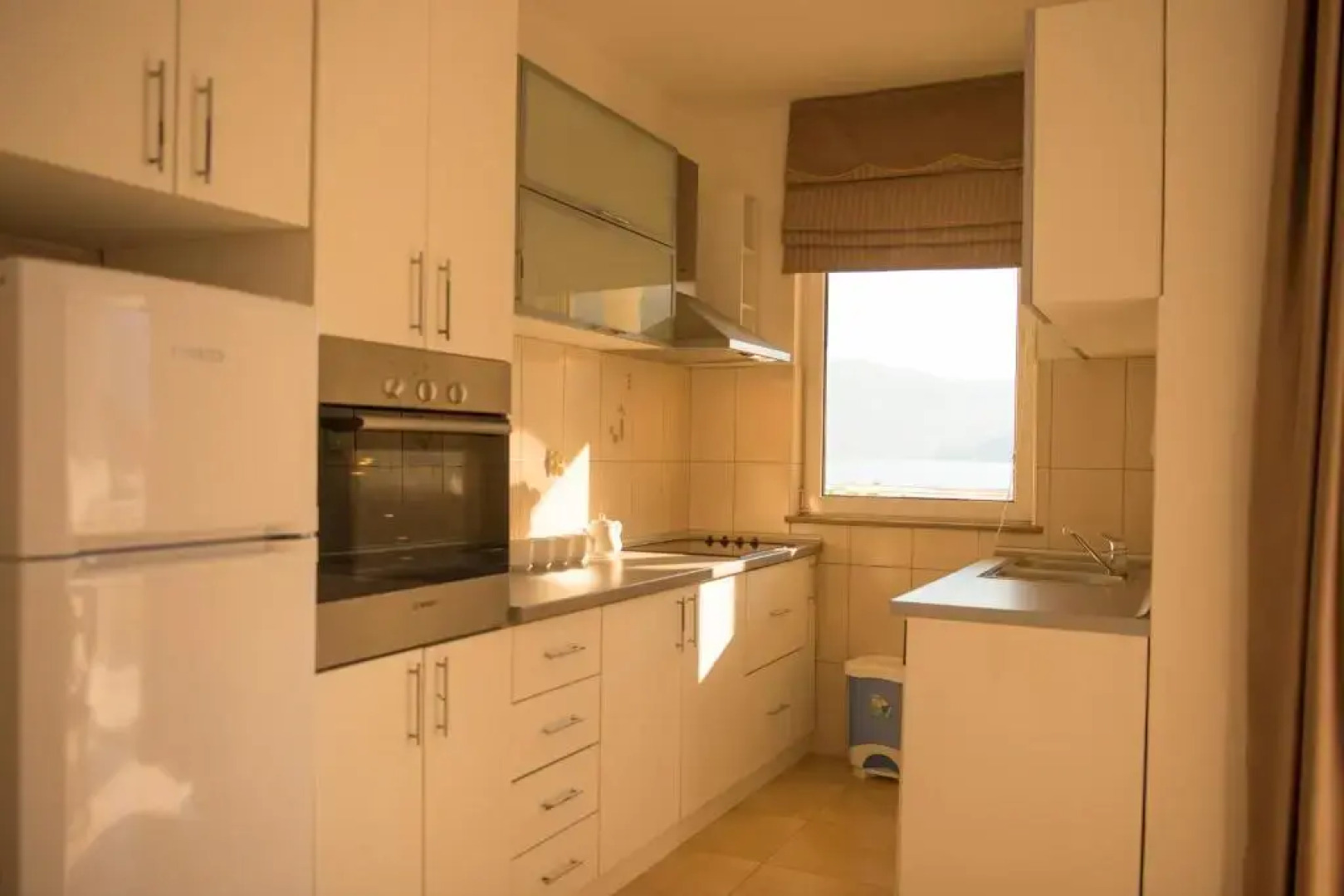 Fashion Beach Apartments