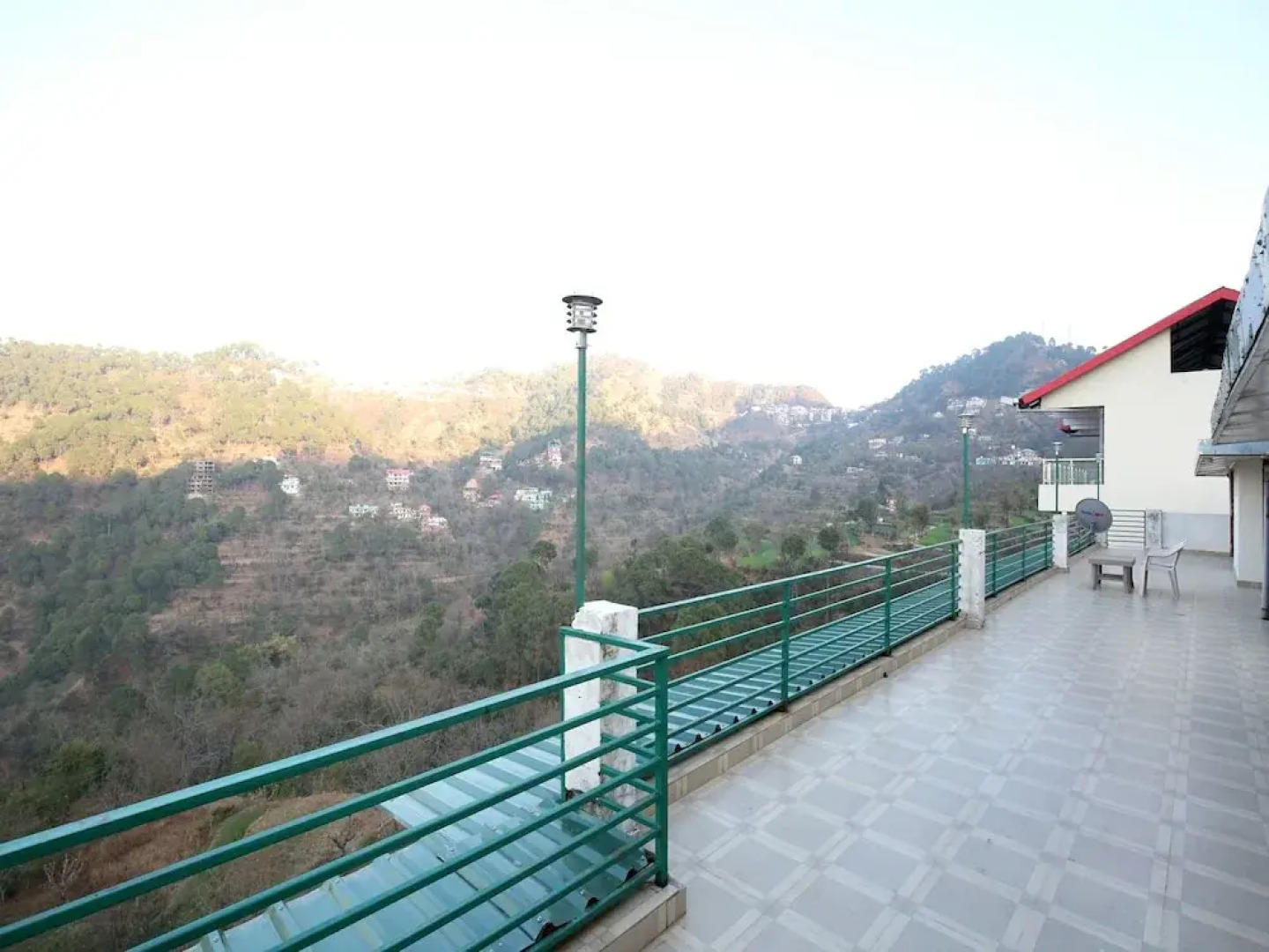 OYO 12185 Home Wayside Villa 3BHK Apartment Kasauli