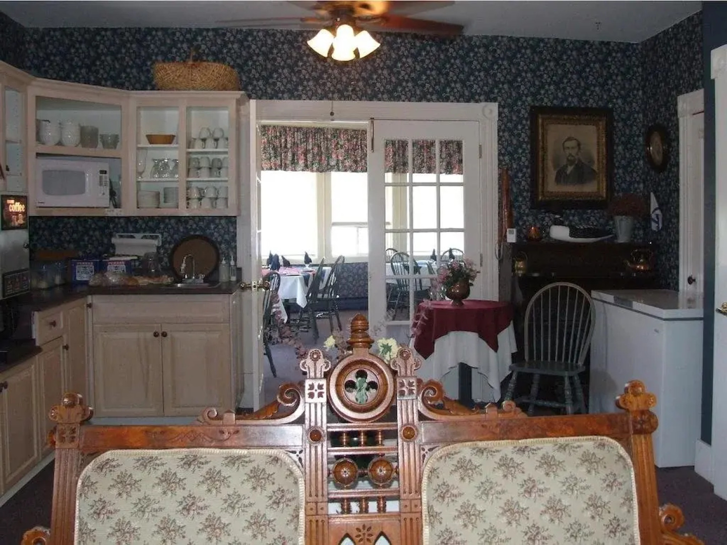 The Tuna Blue Inn and Restaurant