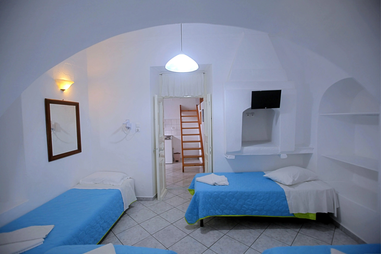 Aphrodite Garden Studios & Olympia Annex