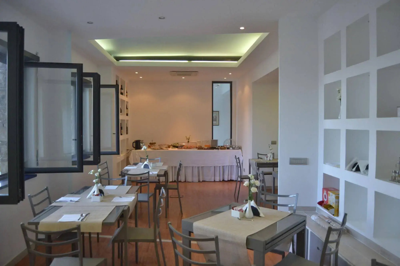 Sea Breeze Residence