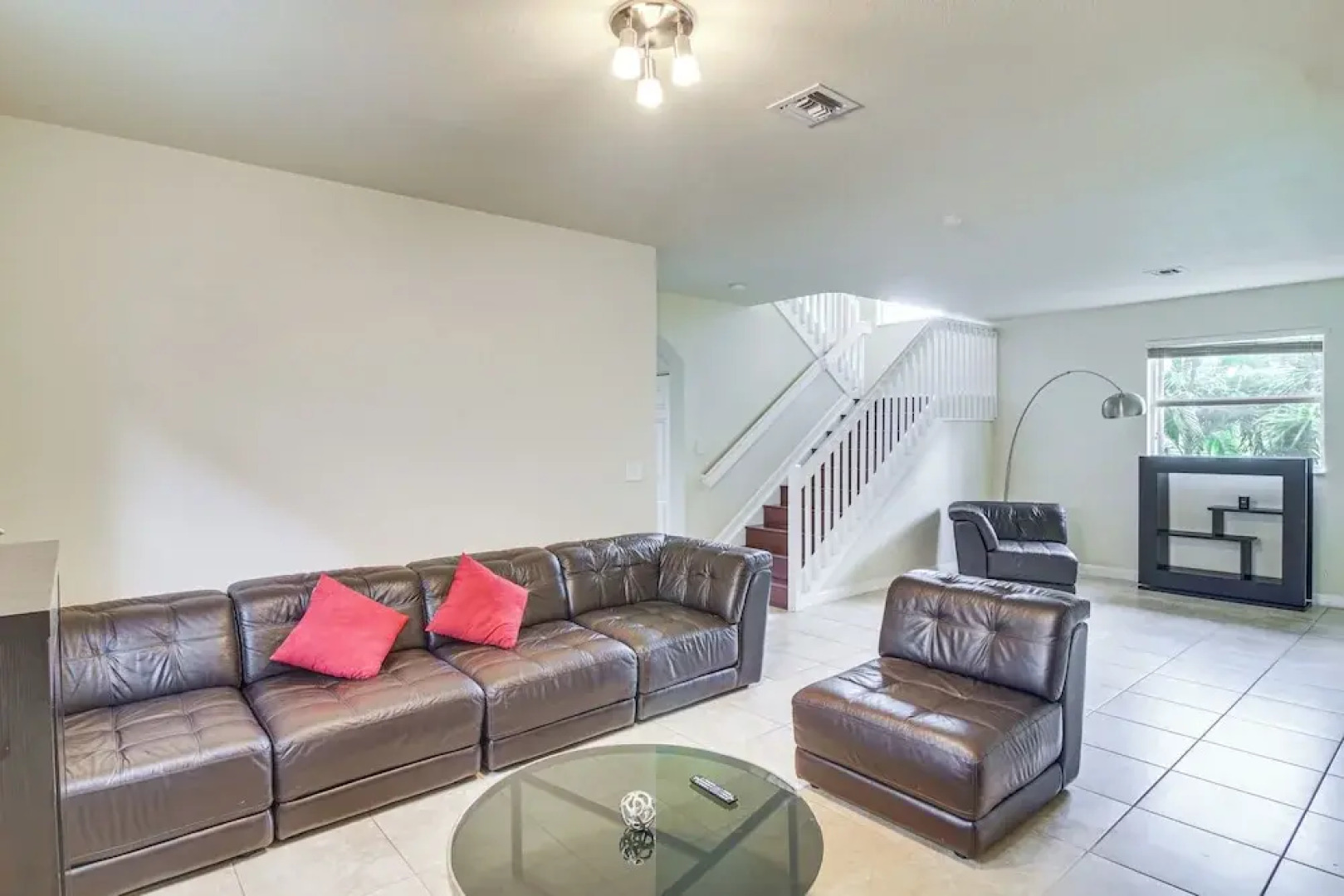 Yard w/ Lake View: Remote Working Hub in Homestead