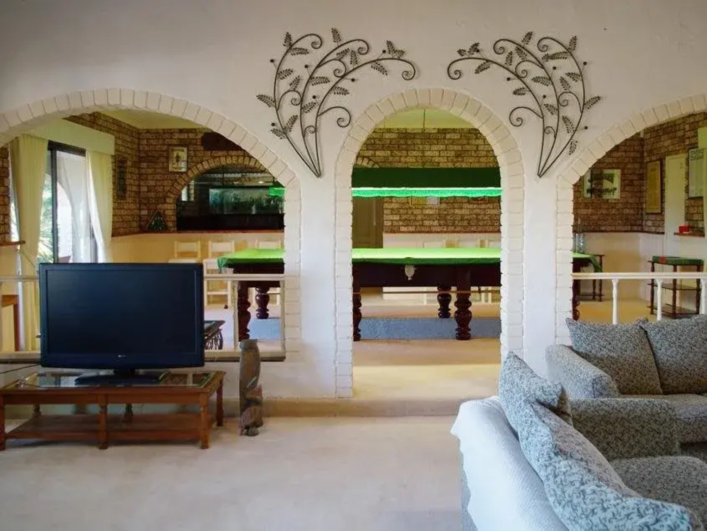 Batemans Bay Manor - Bed and Breakfast