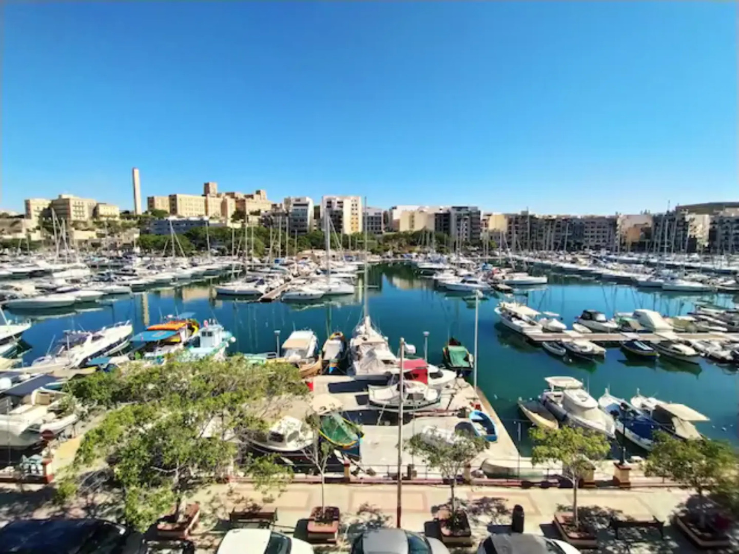 2 Bedroom Apartment - Spacious, Bright & Central - 4