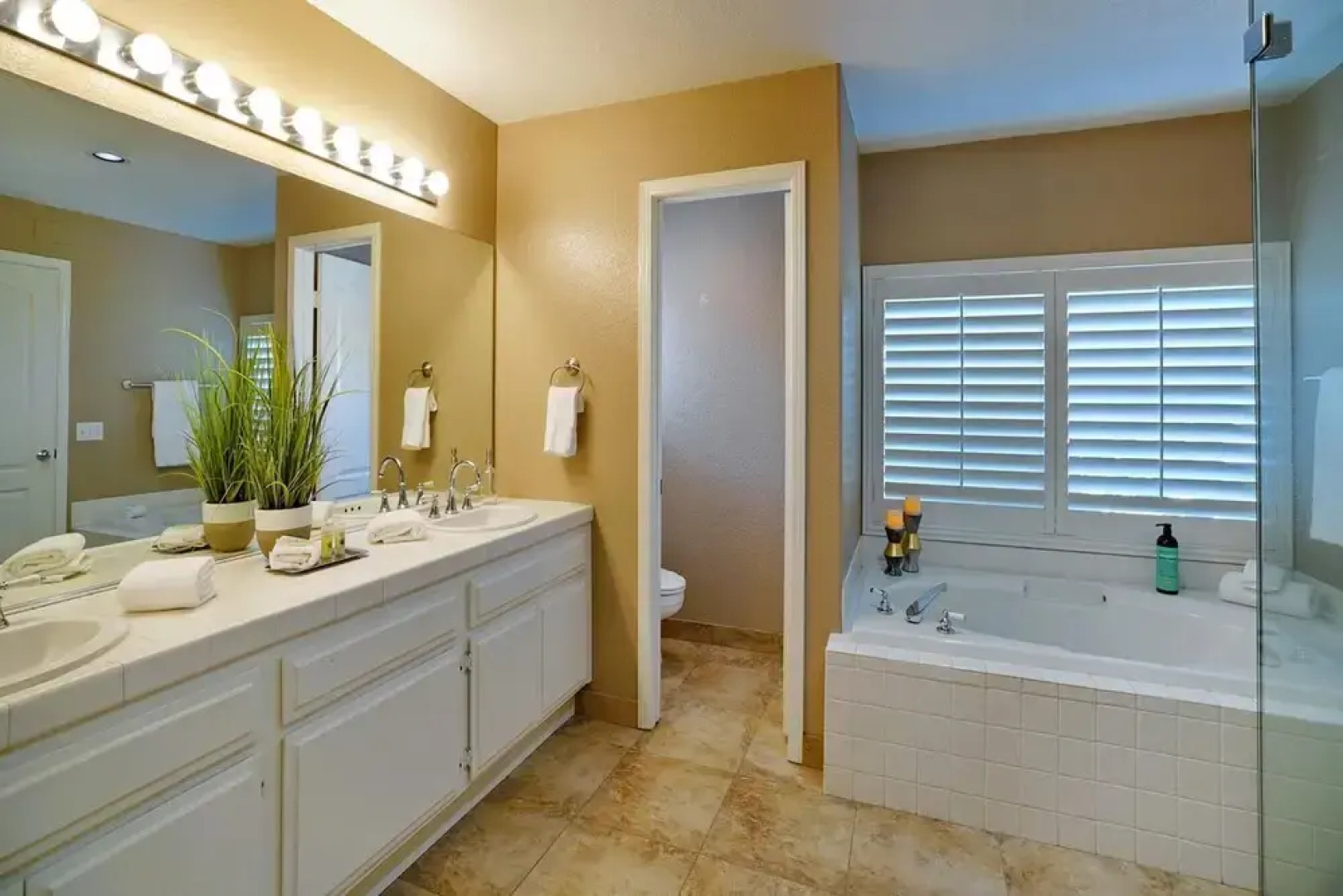 Via Sevilla 3 - Azalea