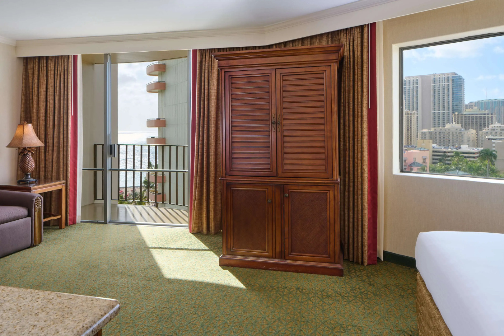 OUTRIGGER Waikiki Beach Resort