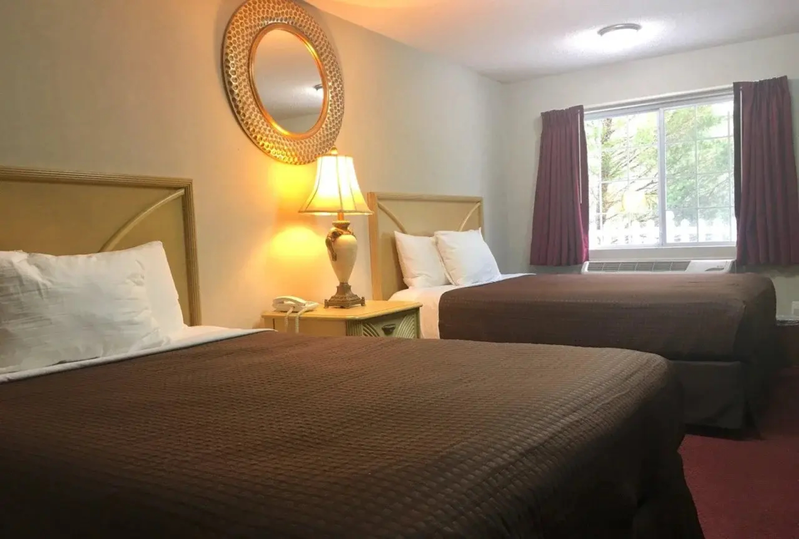 Scottish Inns and Suites