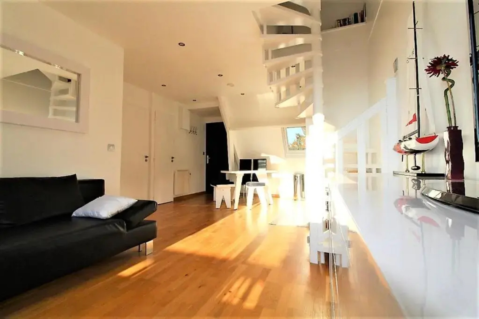 CADRE EXCEPTIONNEL: Duplex Classé 4**** Tennis, Piscine, Parking, Linge inclus, WIFI, Matériel BÉBÉ, proximité CENTRE